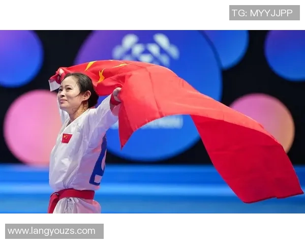 成都足球队在世锦赛上的拼搏历程与荣耀时刻全景回顾