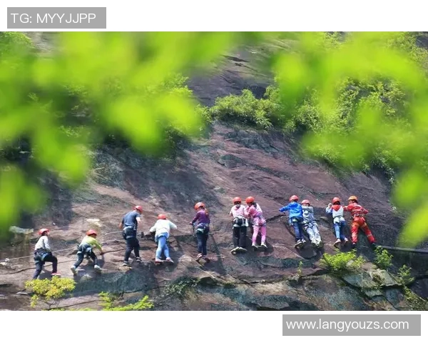 周伟专访：回顾攀岩历程